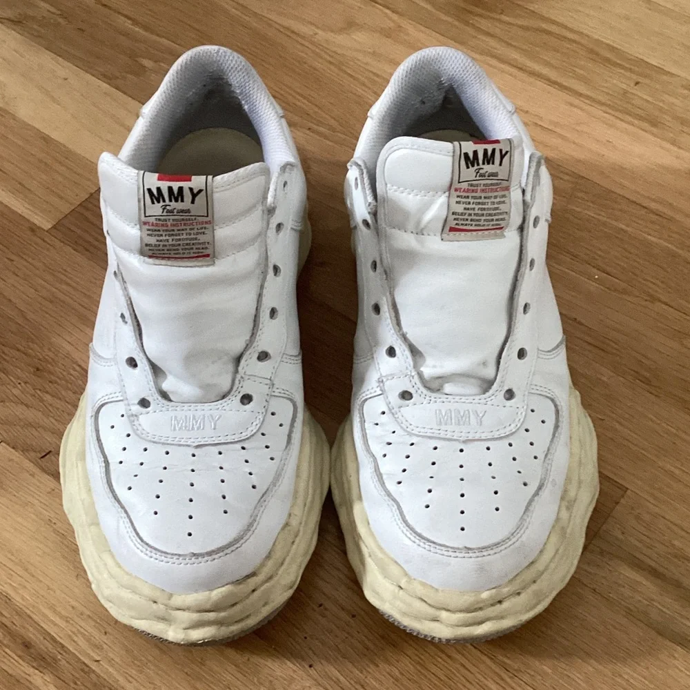 Madison Mihara Yasuhiro Wayne OG White Leather Sneakers. Size 10
